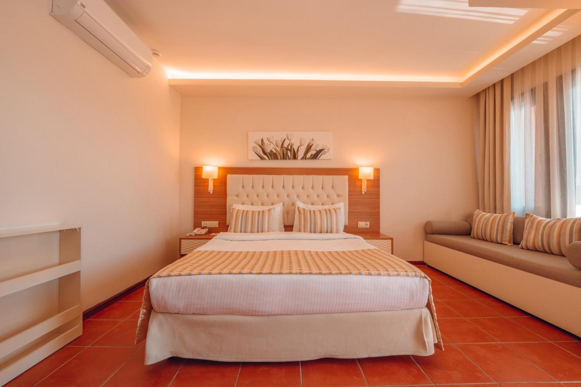 Sundia By Liberty Suncity โอลลุนเดนิซ ภายนอก รูปภาพ